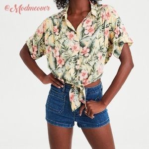 American Eagle Hawaiian print shirt